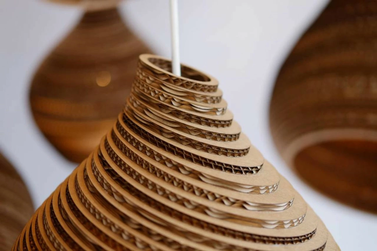 Graypants Hive15 Hanglamp Bruin Karton Ø38x46cm 2 Graypants Hive15 Hanglamp Bruin Karton Ø38x46cm - Afbeelding 2