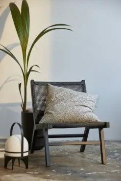 Nordal Buto LED Draagbare Lamp Zwart - 5911 -LAMPEN Winkel nordal buto led draagbare lamp zwart 5911 1